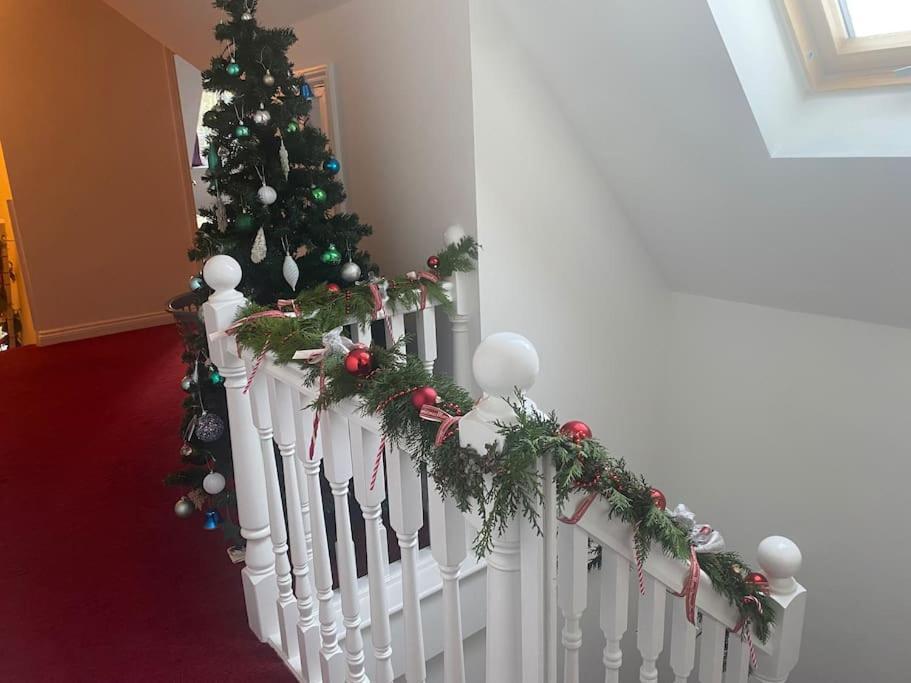 Hen & Stag Retreat Weekend Stay Sleeps 10 To 30 Thetford Extérieur photo