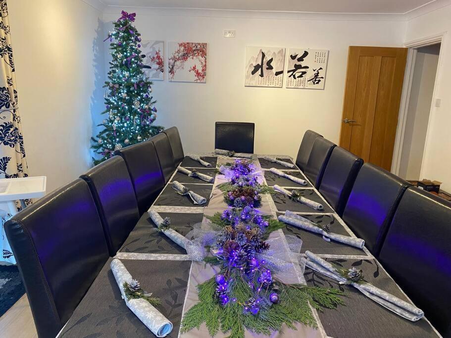 Hen & Stag Retreat Weekend Stay Sleeps 10 To 30 Thetford Extérieur photo